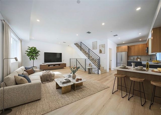 1239 N Orange Drive 4, Los Angeles, CA 90038