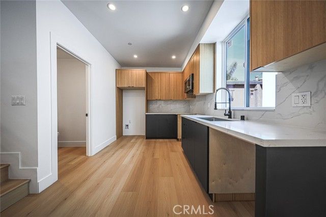 1239 N Orange Drive 4, Los Angeles, CA 90038