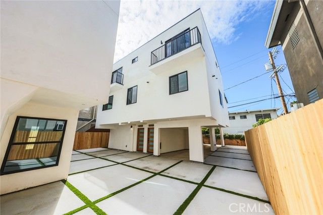 1239 N Orange Drive 4, Los Angeles, CA 90038