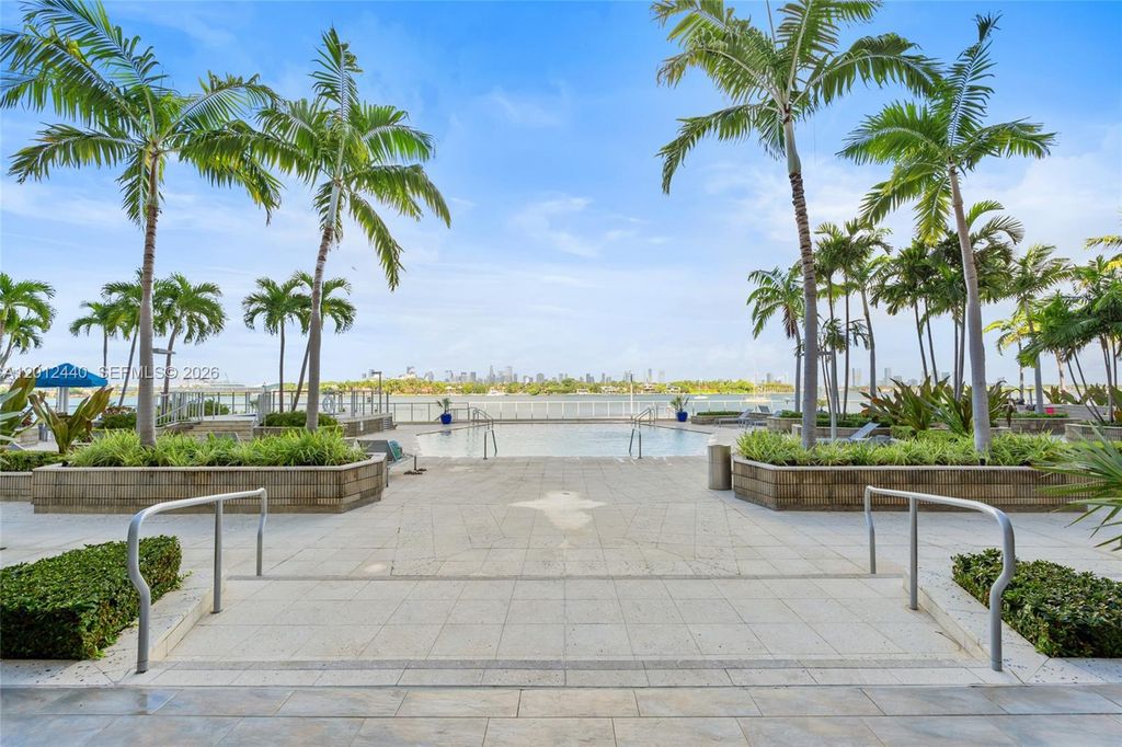800 West Ave 532, Miami Beach, FL 33139
