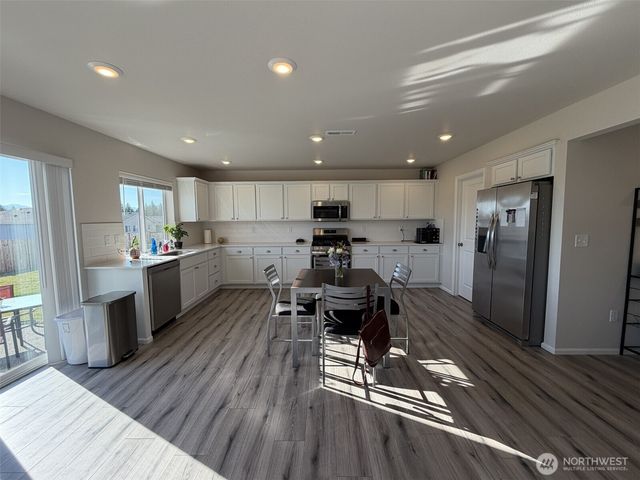 180 NE Olympic Ridge, Belfair, WA 98528