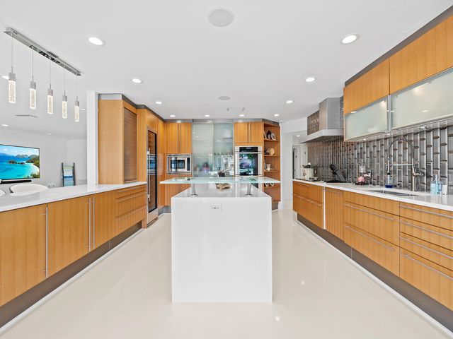 3091 NE 42nd Street, Fort Lauderdale, FL 33308