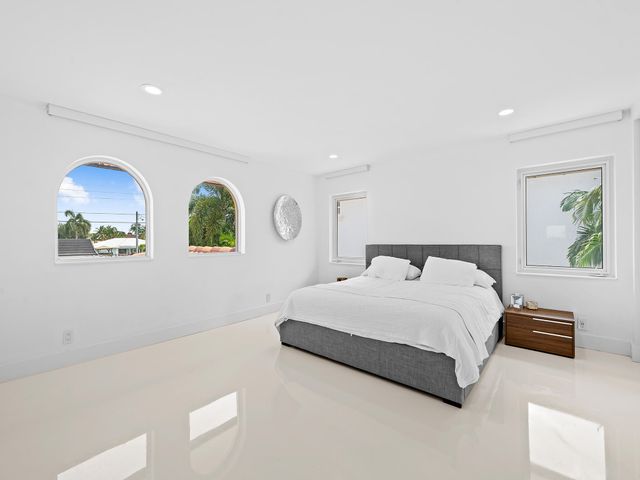 3091 NE 42nd Street, Fort Lauderdale, FL 33308
