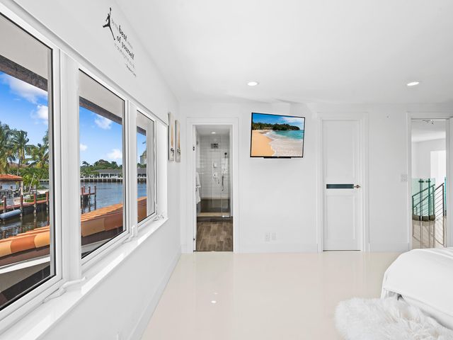 3091 NE 42nd Street, Fort Lauderdale, FL 33308
