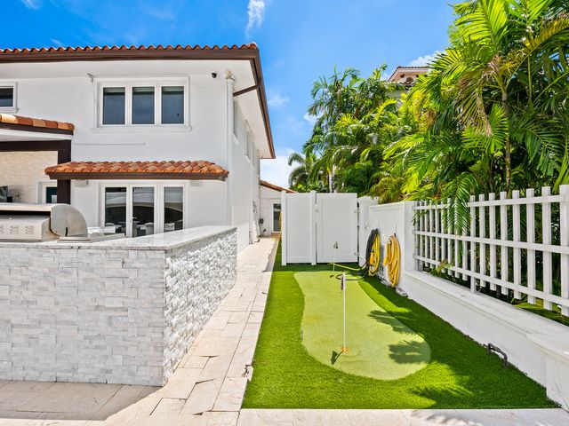 3091 NE 42nd Street, Fort Lauderdale, FL 33308