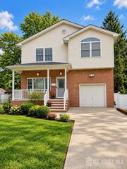 26 Rutgers Avenue, Colonia, NJ 07067