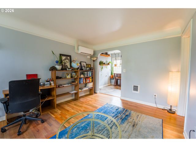 1432 N BRYANT St, Portland, OR 97217