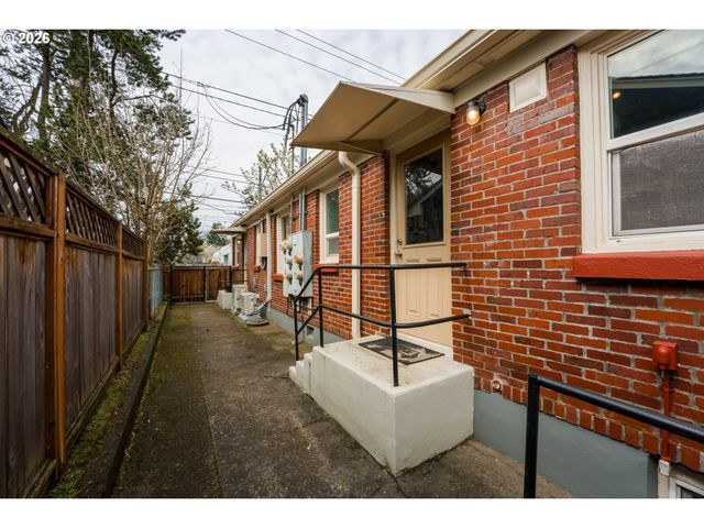 1432 N BRYANT St, Portland, OR 97217