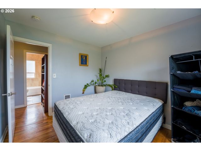 1432 N BRYANT St, Portland, OR 97217