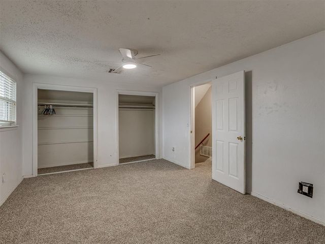 1013 NW 6th Street, Moore, OK 73160