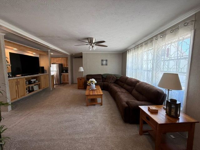652 Route 118, Canaan, NH 03741