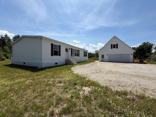 652 Route 118, Canaan, NH 03741