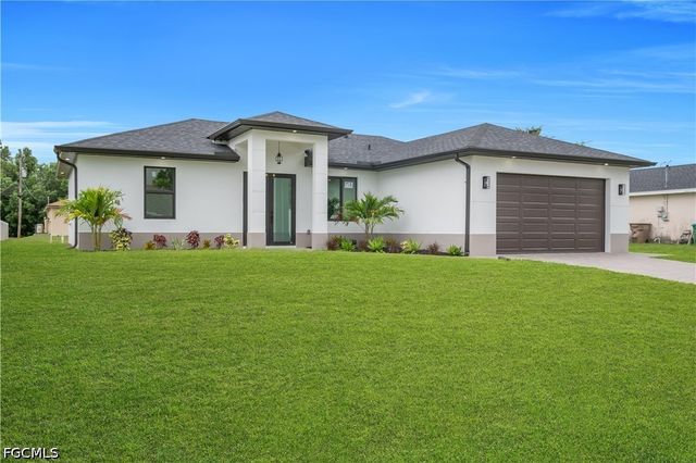 129 NW 14th ST, Cape Coral, FL 33993