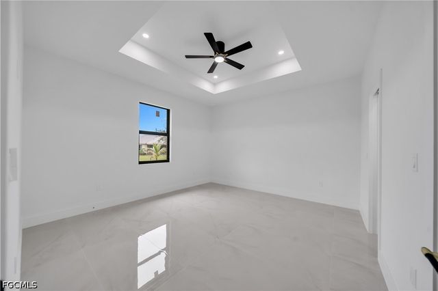 129 NW 14th ST, Cape Coral, FL 33993