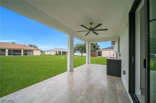 129 NW 14th ST, Cape Coral, FL 33993
