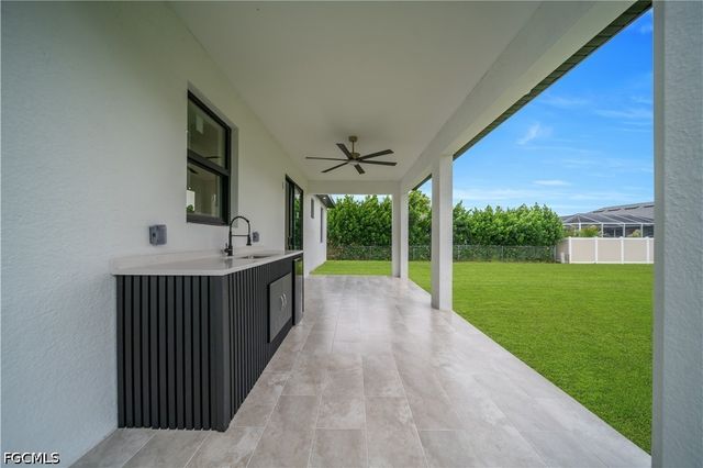 129 NW 14th ST, Cape Coral, FL 33993