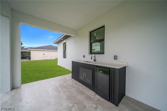 129 NW 14th ST, Cape Coral, FL 33993