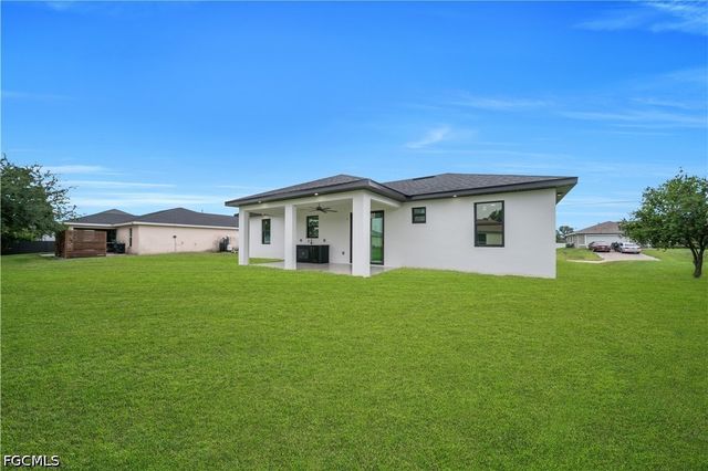 129 NW 14th ST, Cape Coral, FL 33993