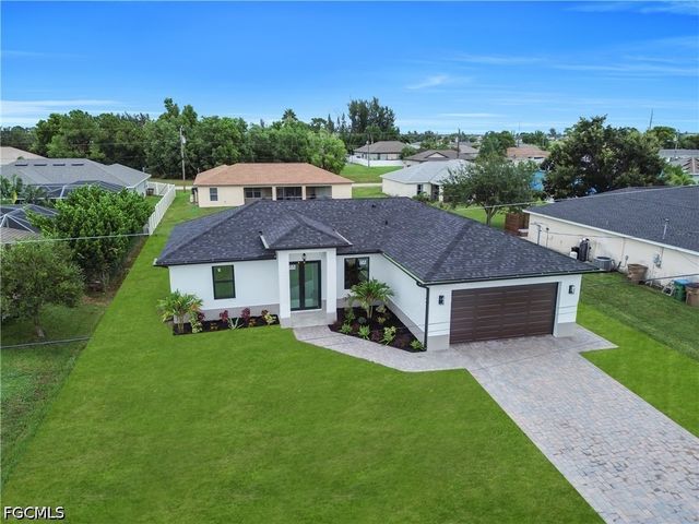 129 NW 14th ST, Cape Coral, FL 33993