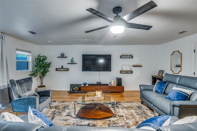 11211 Mccree Road, Dallas, TX 75238