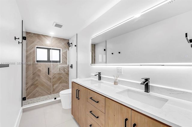 11640 SW 99th Ct, Miami, FL 33176