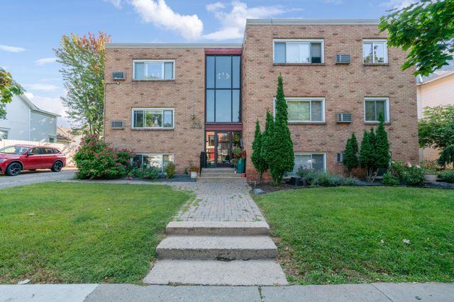 2639 Colfax Avenue S 101, Minneapolis, MN 55408