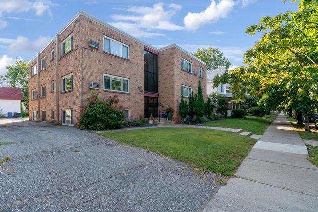 2639 Colfax Avenue S 101, Minneapolis, MN 55408