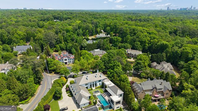 4235 Regency Court NW, Atlanta, GA 30327