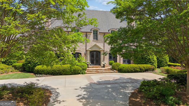 4235 Regency Court NW, Atlanta, GA 30327