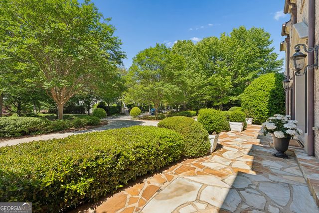 4235 Regency Court NW, Atlanta, GA 30327