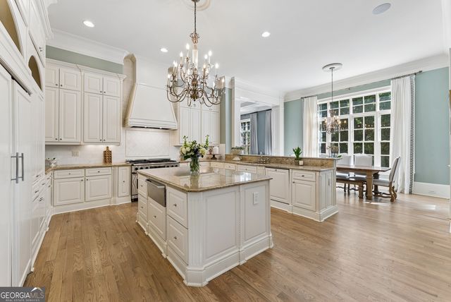 4235 Regency Court NW, Atlanta, GA 30327