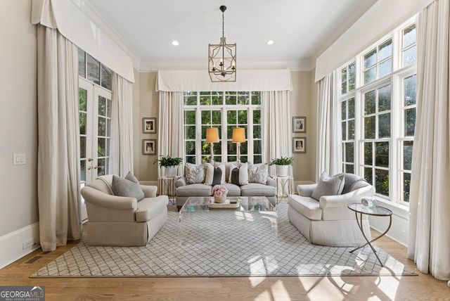 4235 Regency Court NW, Atlanta, GA 30327