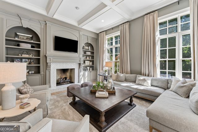 4235 Regency Court NW, Atlanta, GA 30327