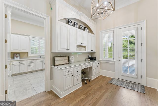4235 Regency Court NW, Atlanta, GA 30327