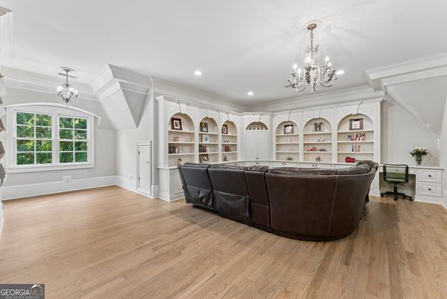 4235 Regency Court NW, Atlanta, GA 30327