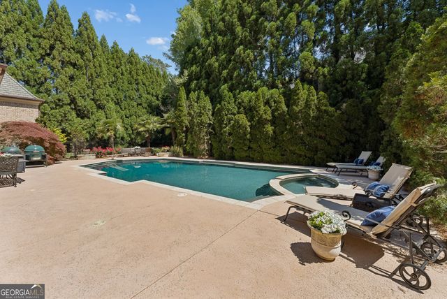 4235 Regency Court NW, Atlanta, GA 30327