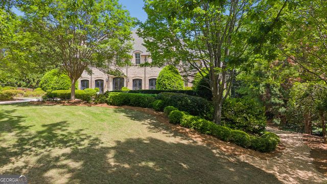 4235 Regency Court NW, Atlanta, GA 30327