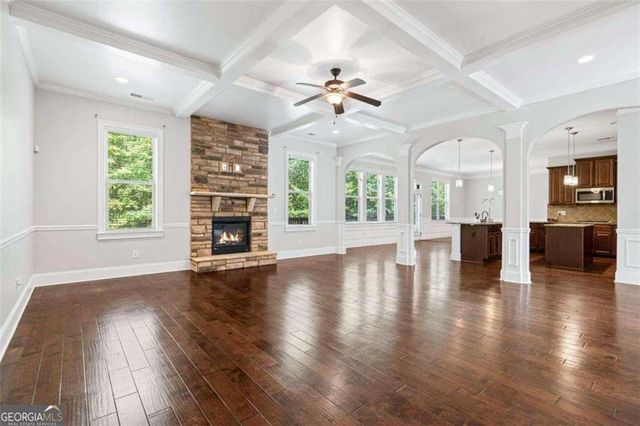 2214 Golden Eagle Drive, Locust Grove, GA 30248