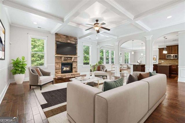 2214 Golden Eagle Drive, Locust Grove, GA 30248