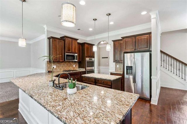 2214 Golden Eagle Drive, Locust Grove, GA 30248