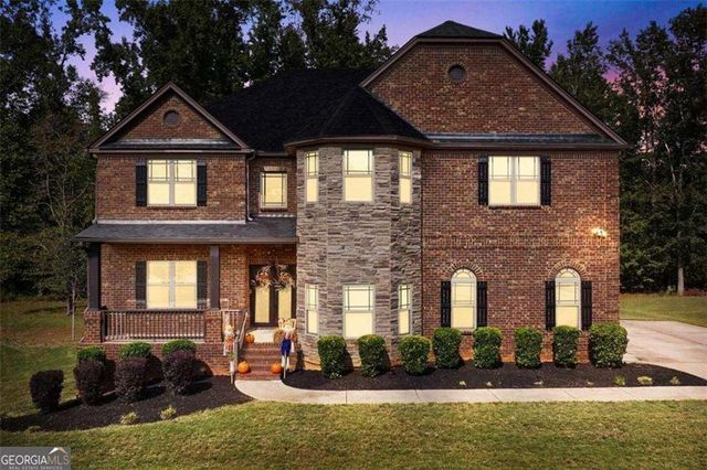 2214 Golden Eagle Drive, Locust Grove, GA 30248