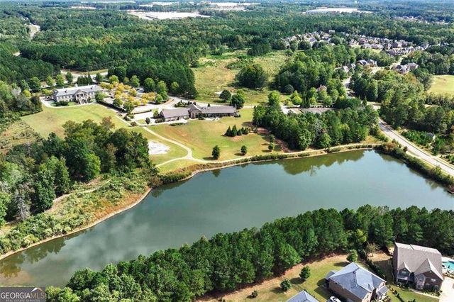 2214 Golden Eagle Drive, Locust Grove, GA 30248