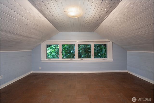 2214 N Washington Street, Tacoma, WA 98406