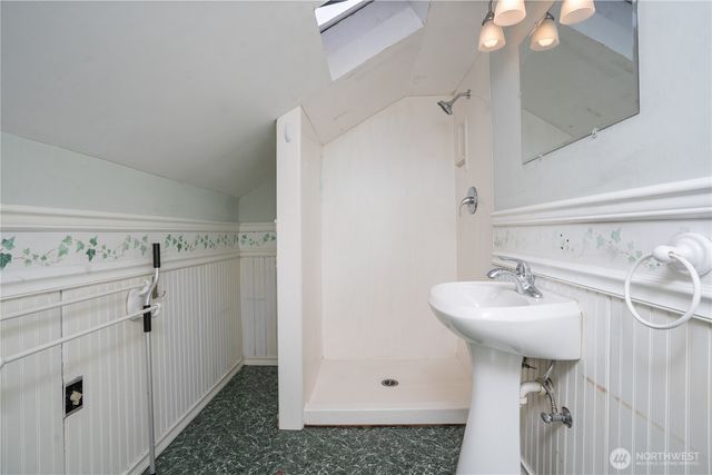 2214 N Washington Street, Tacoma, WA 98406