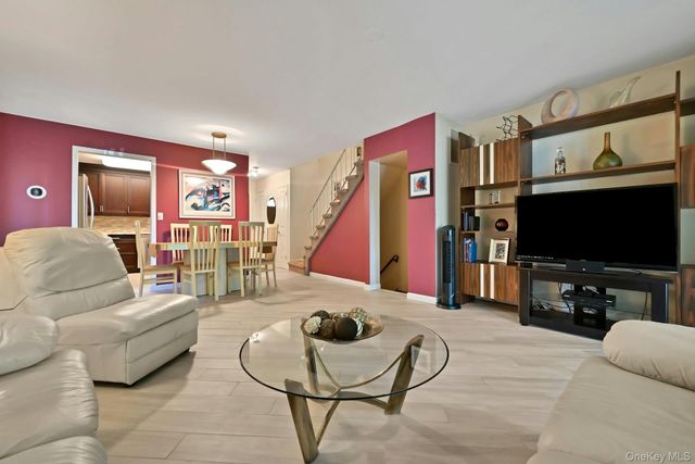 9 Heritage Drive A, New City, NY 10956