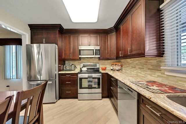 9 Heritage Drive A, New City, NY 10956