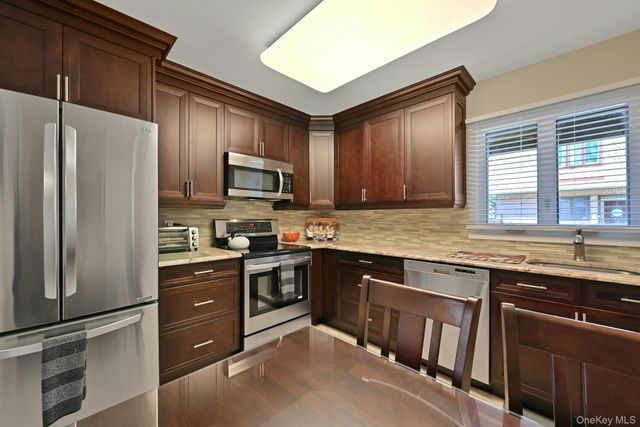9 Heritage Drive A, New City, NY 10956