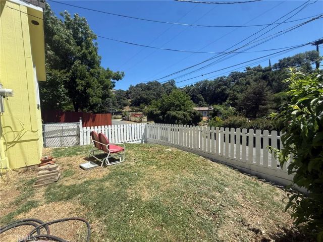 6845 Floyd Way, Nice, CA 95464
