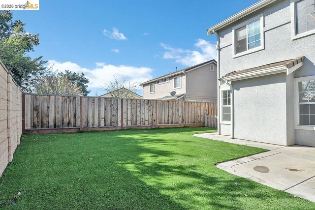 2004 Hedge Way, Brentwood, CA 94513