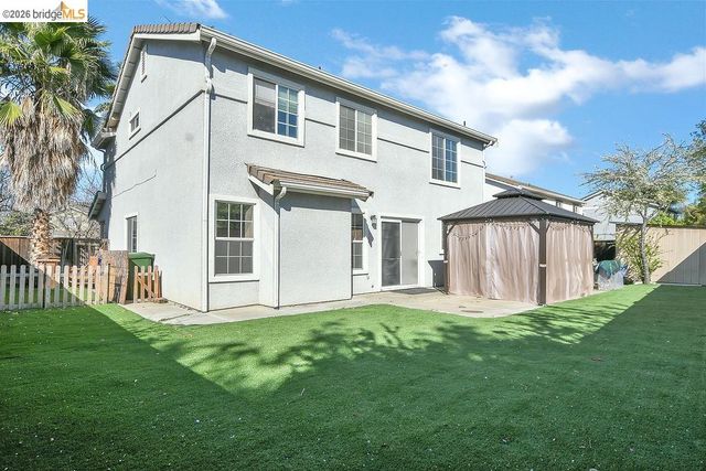 2004 Hedge Way, Brentwood, CA 94513